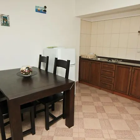 Robinson Ivano Apartament Zavala