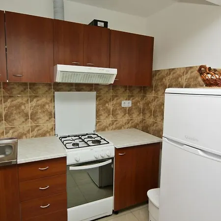 Apartman Robinson Ivano *