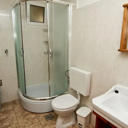 Robinson Ivano Apartman *