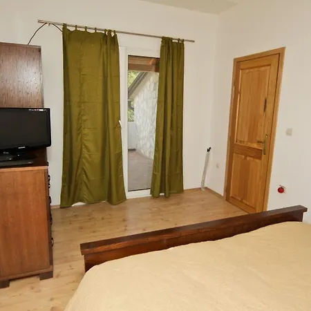Robinson Ivano Apartman