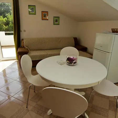 Robinson Ivano * Zavala