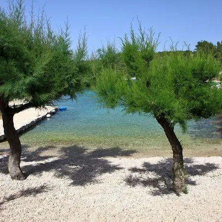 Apartment Robinson Ivano Zavala